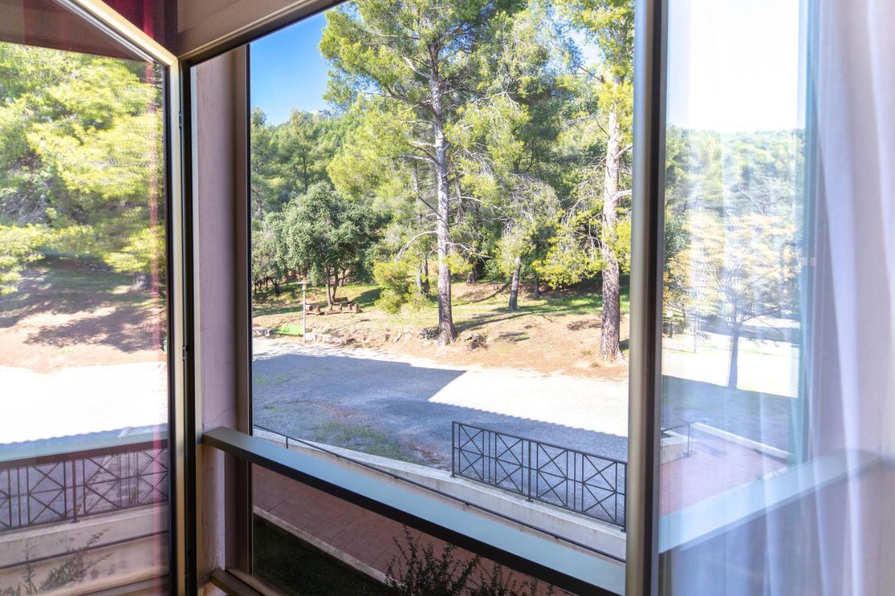 Domaine Des Gueules Cassees Hotell La Valette-du-Var Eksteriør bilde